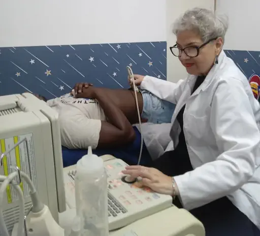 Dra. Teresita Rosales - Médico Ecografista - Medicina Bioenergética 2 Médico Venezuela Dra. Teresita Rosales - Médico Ecografista