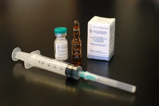 Enfermedades virales: Una amenaza invisible para la salud 5 Médico Venezuela Vacuna para enfermedades virales